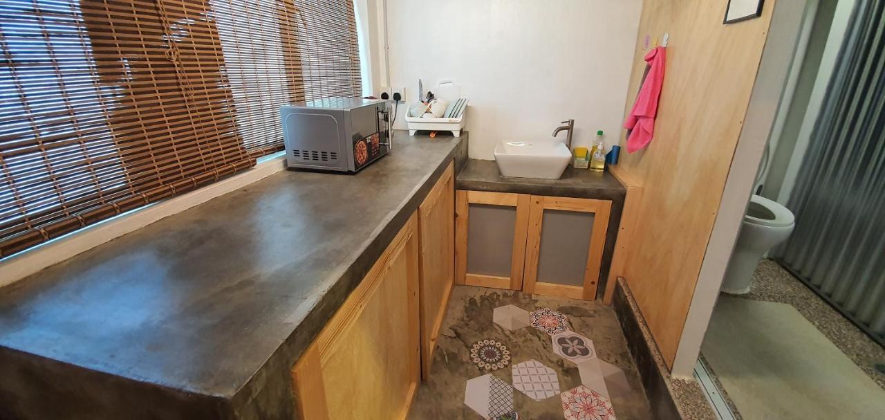 Tiny Home Miri Exterior photo